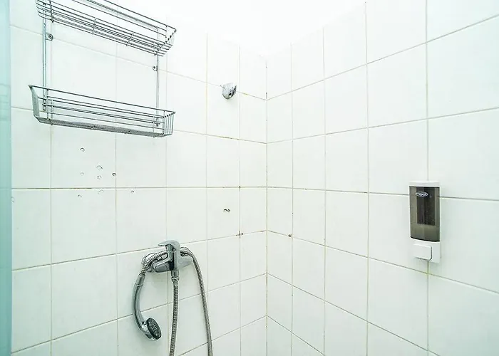 3 Bedroom Flat With Amazing Terrace *