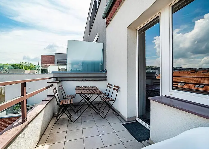 3 Bedroom Flat With Amazing Terrace 公寓 布拉格